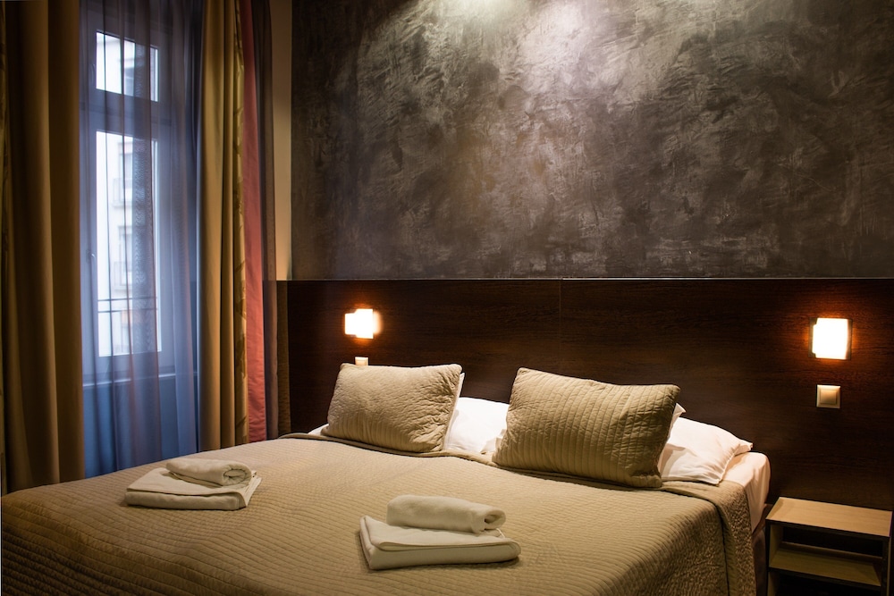 Standard Double or Twin Room, City View