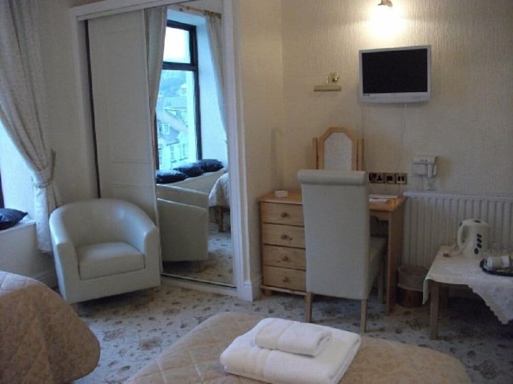 Two-Bedroom Apartrment photo 2