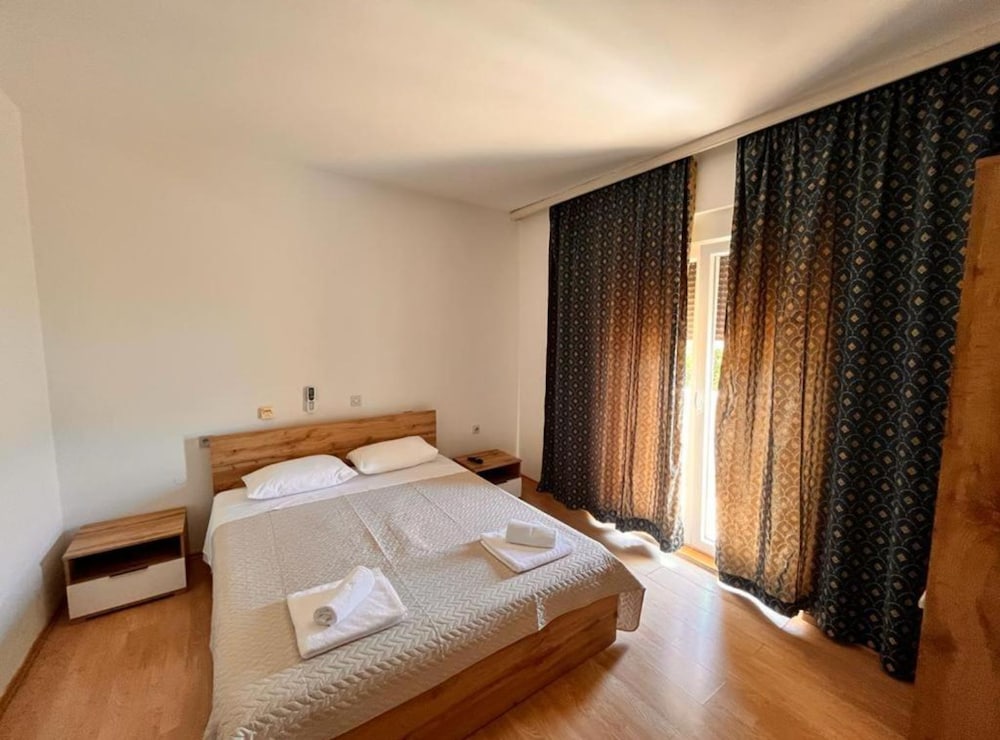 Double Room (Double Room with Balcony 104)