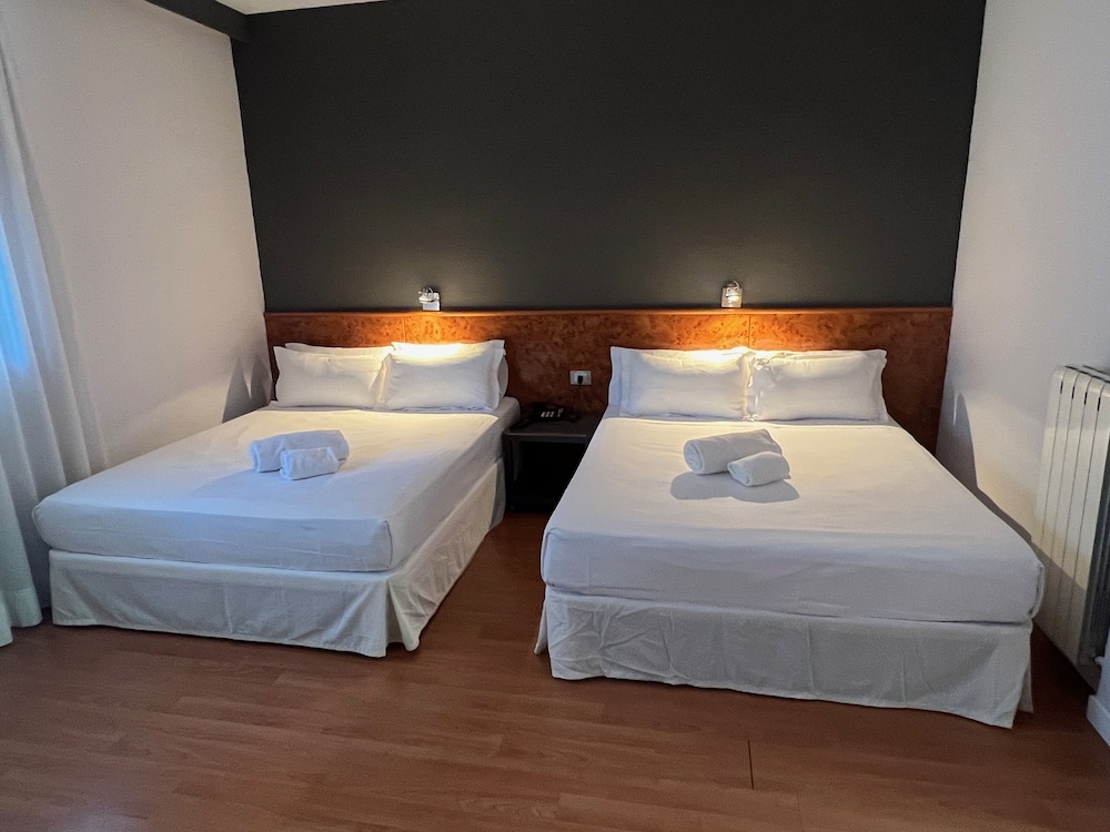 Quadruple Room photo 3