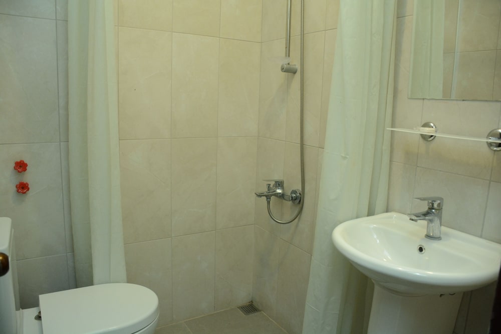 Triple Room - Photo 3