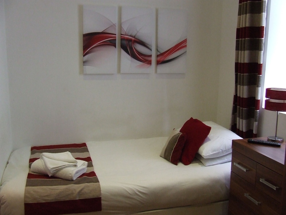 Standard Single Room, Ensuite photo 2