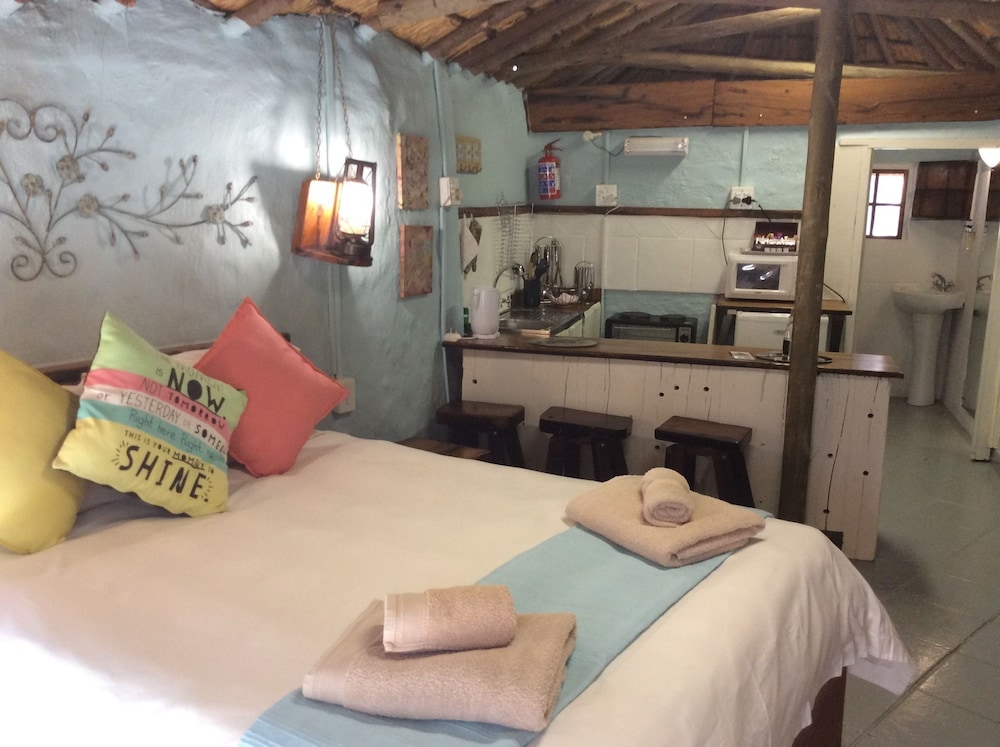 Traditional Double Room, 1 Double Bed, Kitchenette, Garden Area photo 3