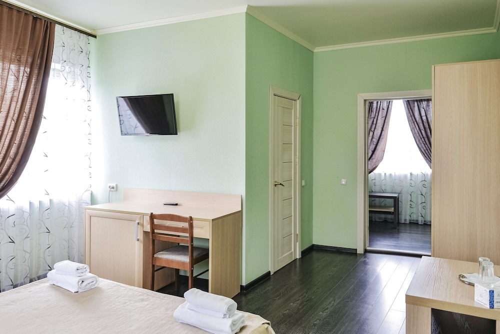 Standard Double Room photo 3