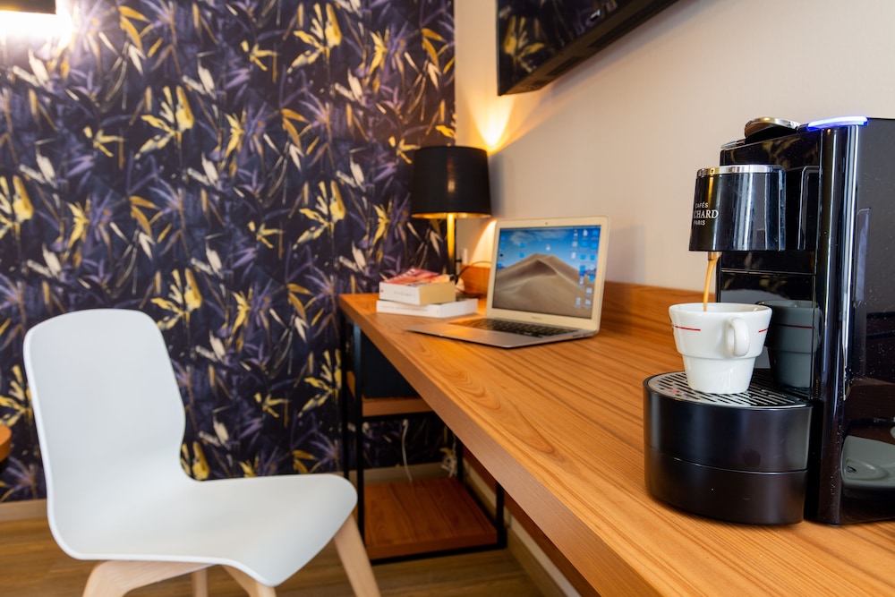 Suite, 1 Double Bed, Spa Access photo 2