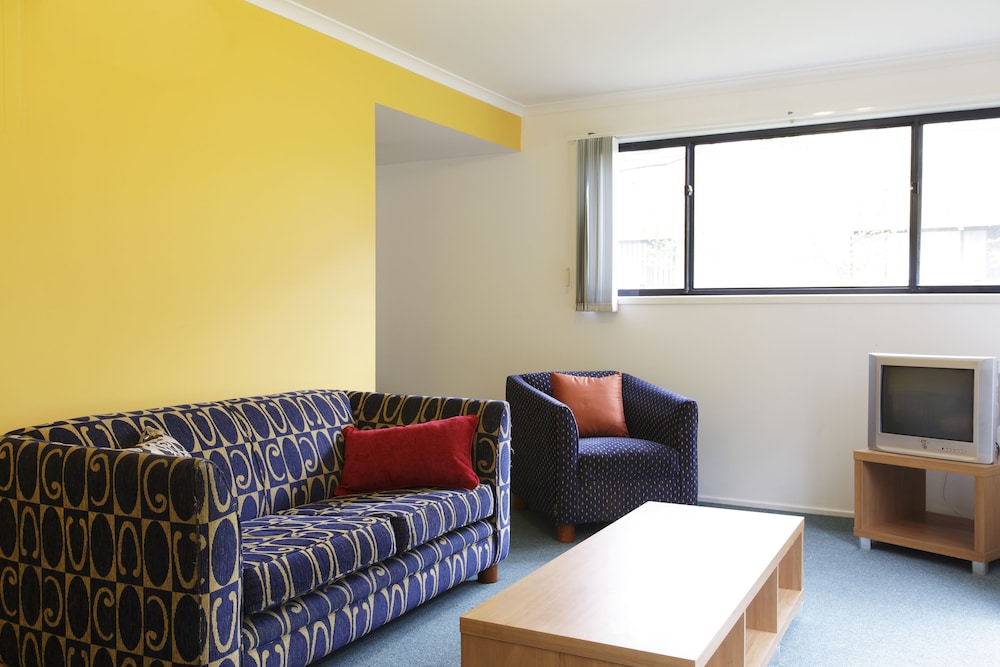 Five Bedroom Apartment photo 1