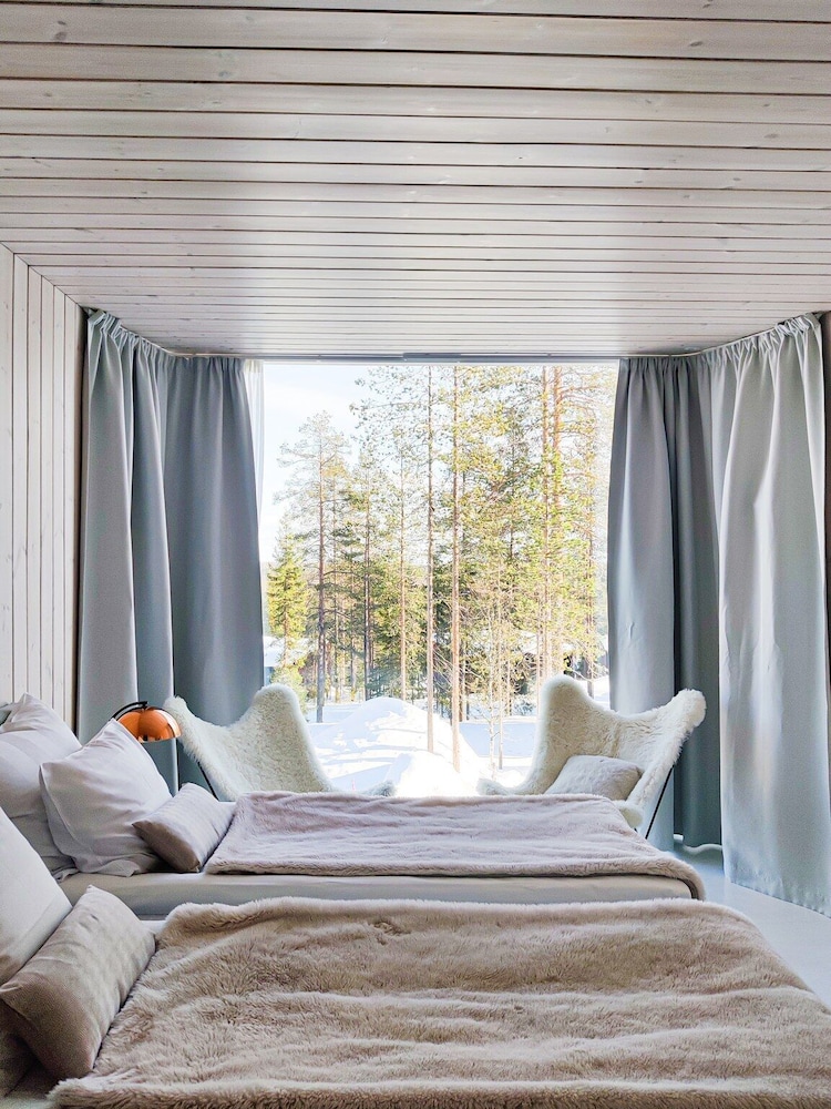 Arctic TreeHouse Suite Twin with Kitchennette (Extra bed) photo 1