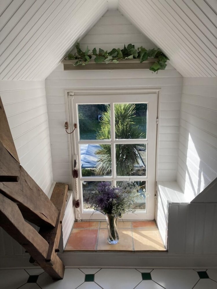 Family Double or Twin Room, Private Bathroom (Le Verger) photo 2