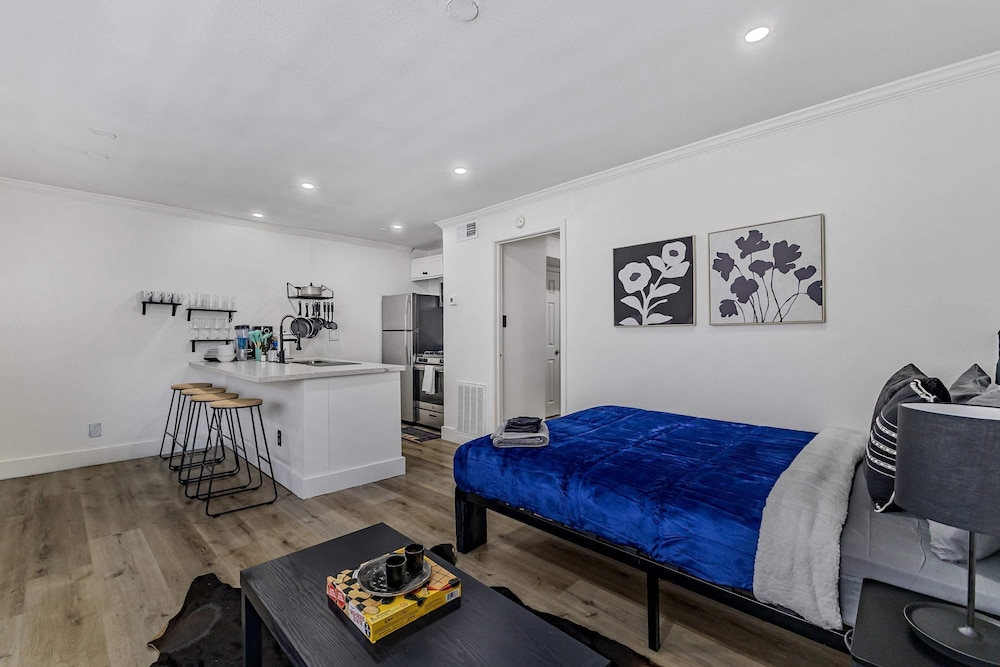 1BD Montrose Living Prime Location Comfy Beds (No translation as there's no general term to translate), Billede 7