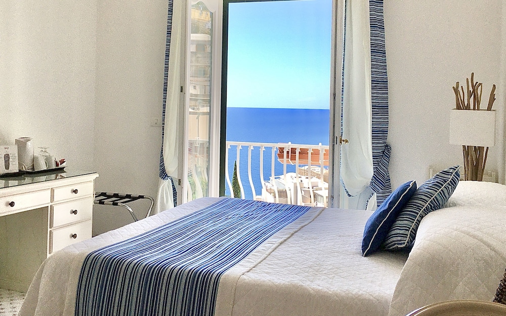 Superior Double or Twin Room, Balcony photo 3