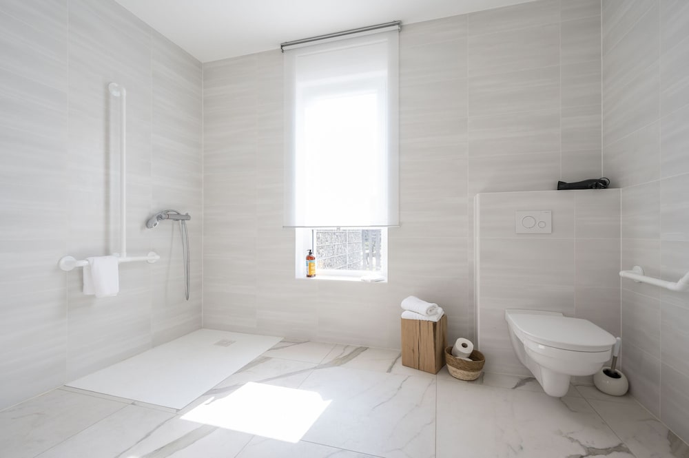Family Duplex, Accessible, Ensuite photo 2