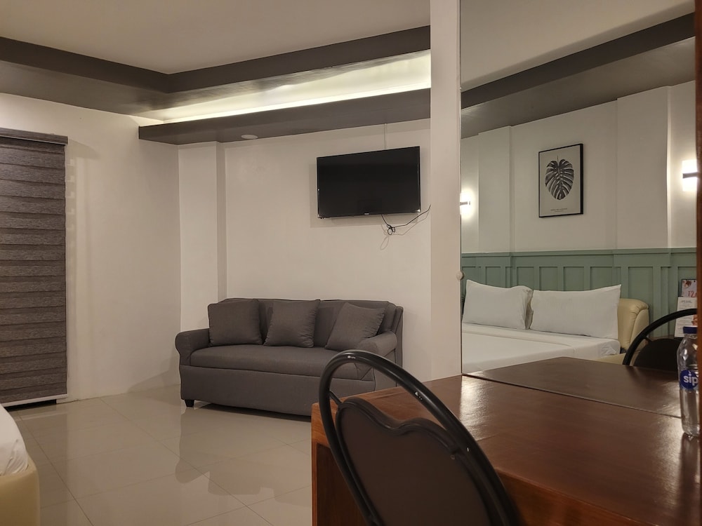 Deluxe Quadruple Room photo 2