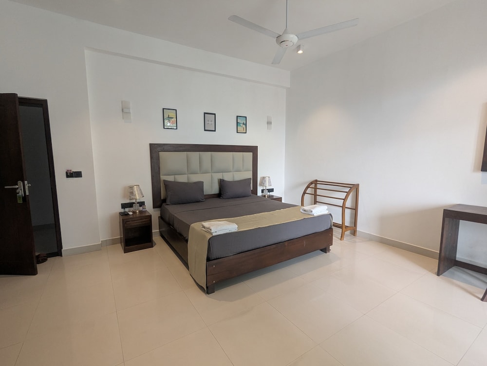 Basic Double Room photo 2