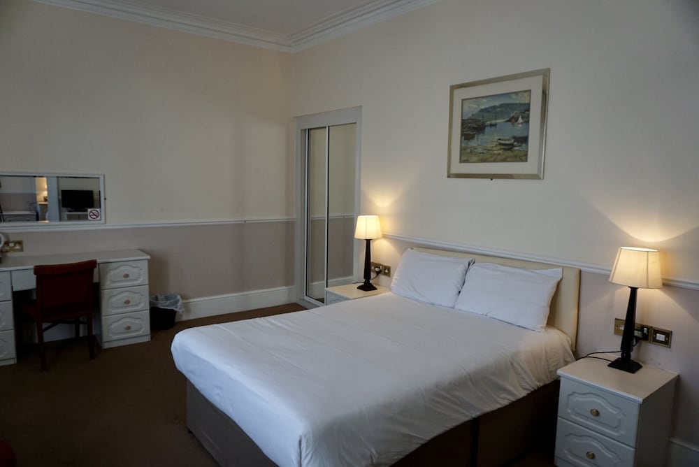 Family Room, Multiple Beds (Family Of 4)