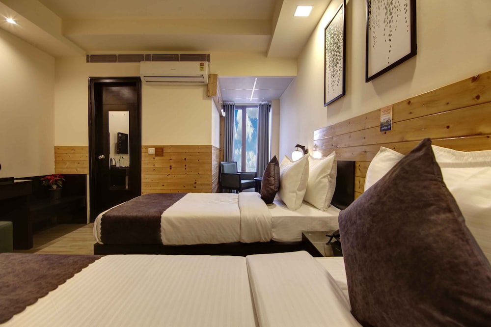 Twin Room - Photo 4