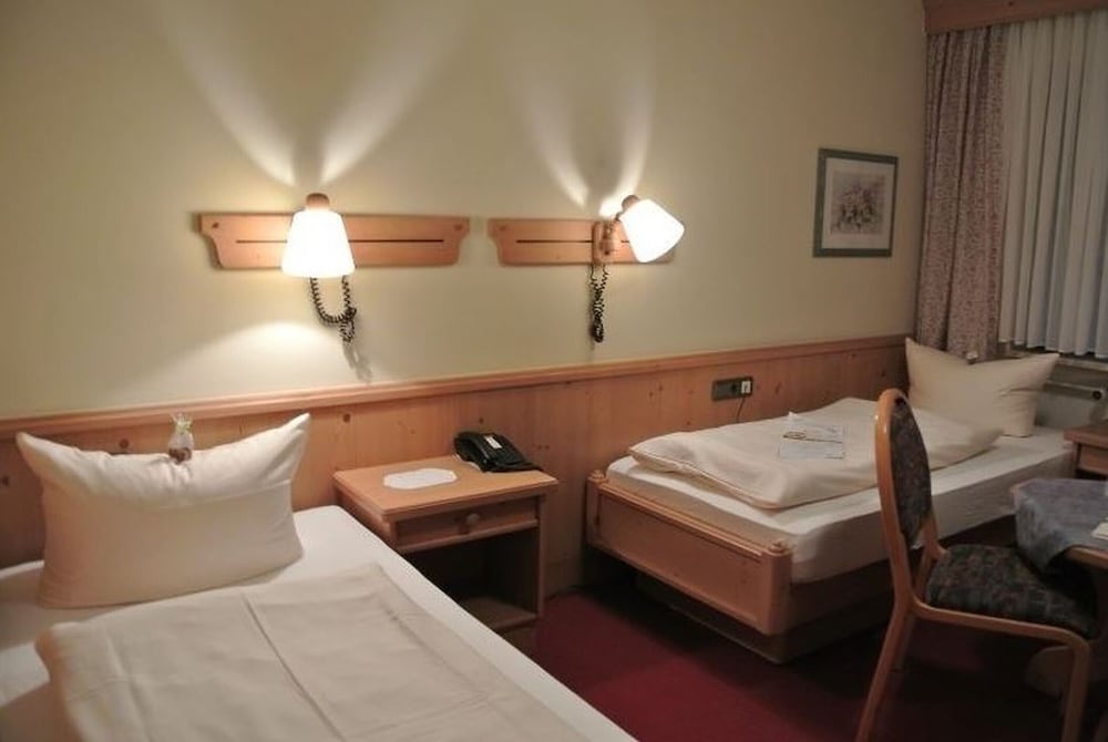 Comfort Double Room, 1 Queen Bed photo 2