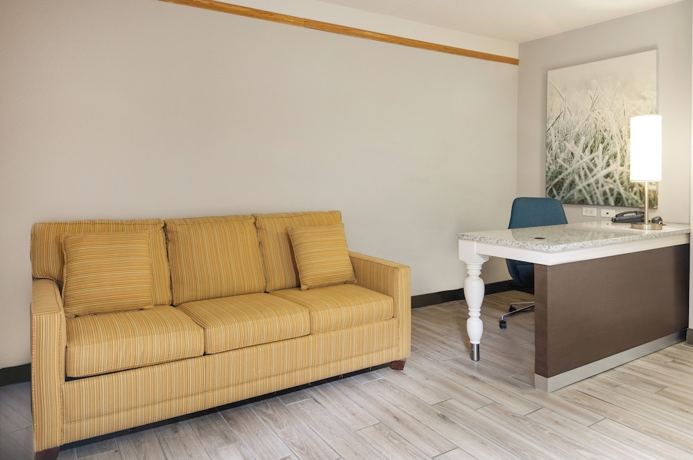 Junior Suite, 1 King Bed