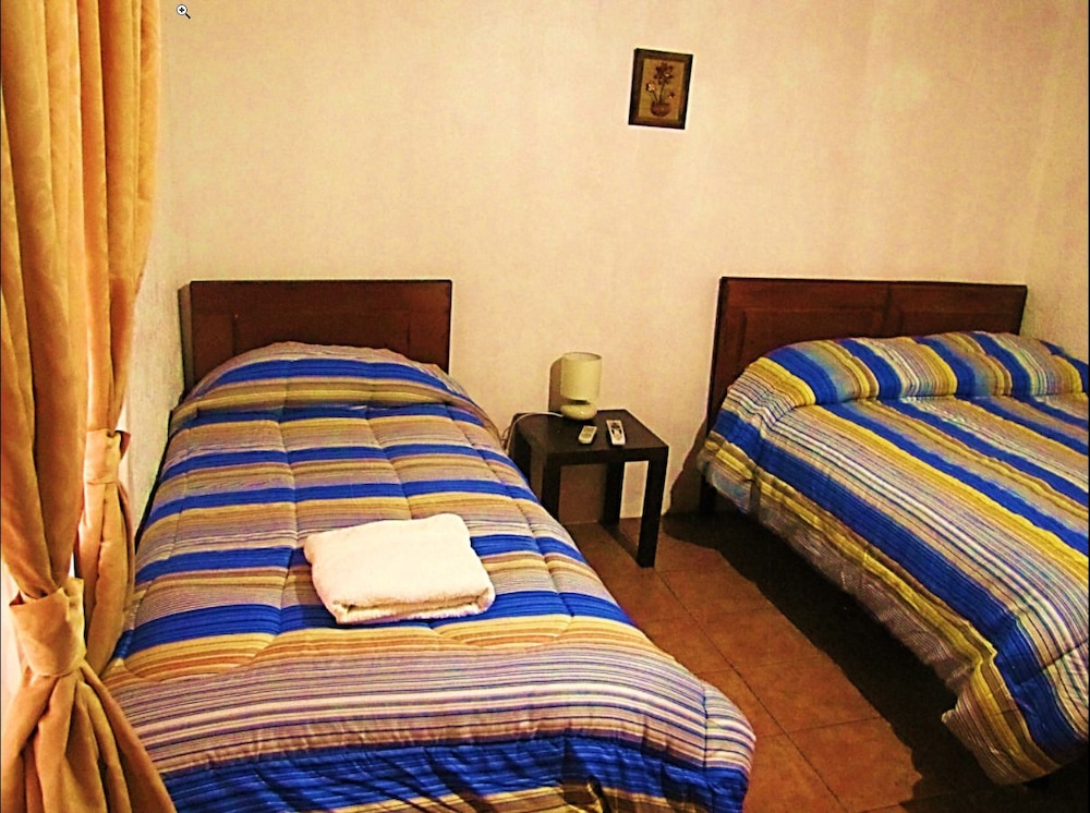 Standard Twin Room, 2 Twin Beds photo 2