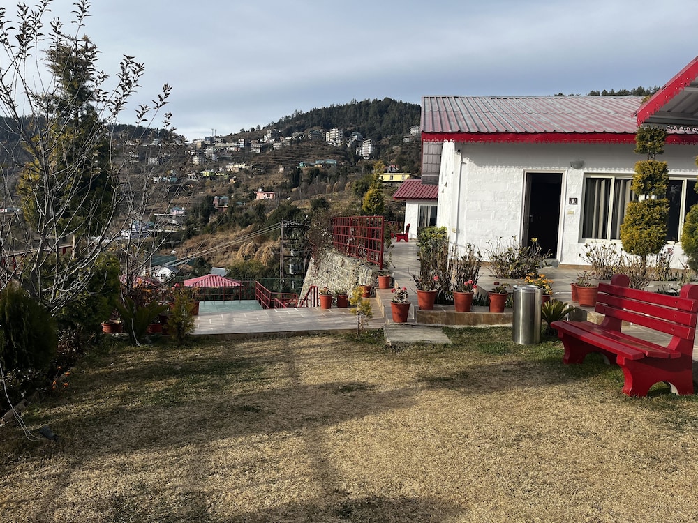 Royal Cottage photo 3