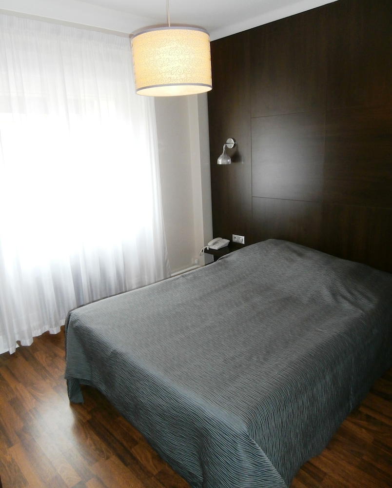 Classic Double Room, City View photo 2