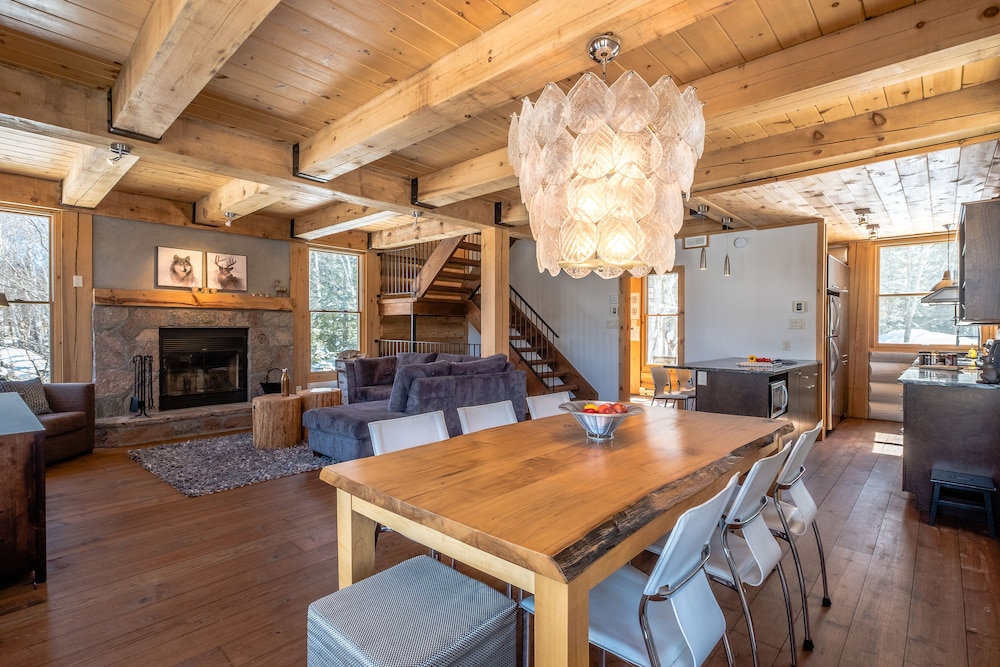 Chalet, 4 Bedrooms, Exterior Hot Tub photo 2
