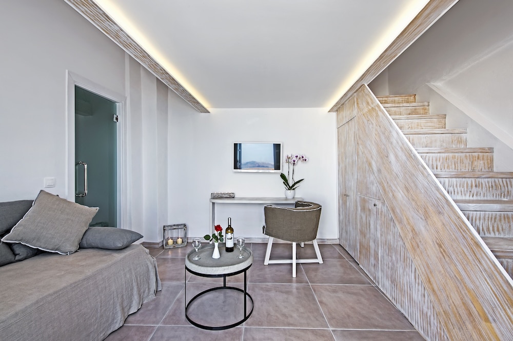 Master Loft Suite - Photo 11