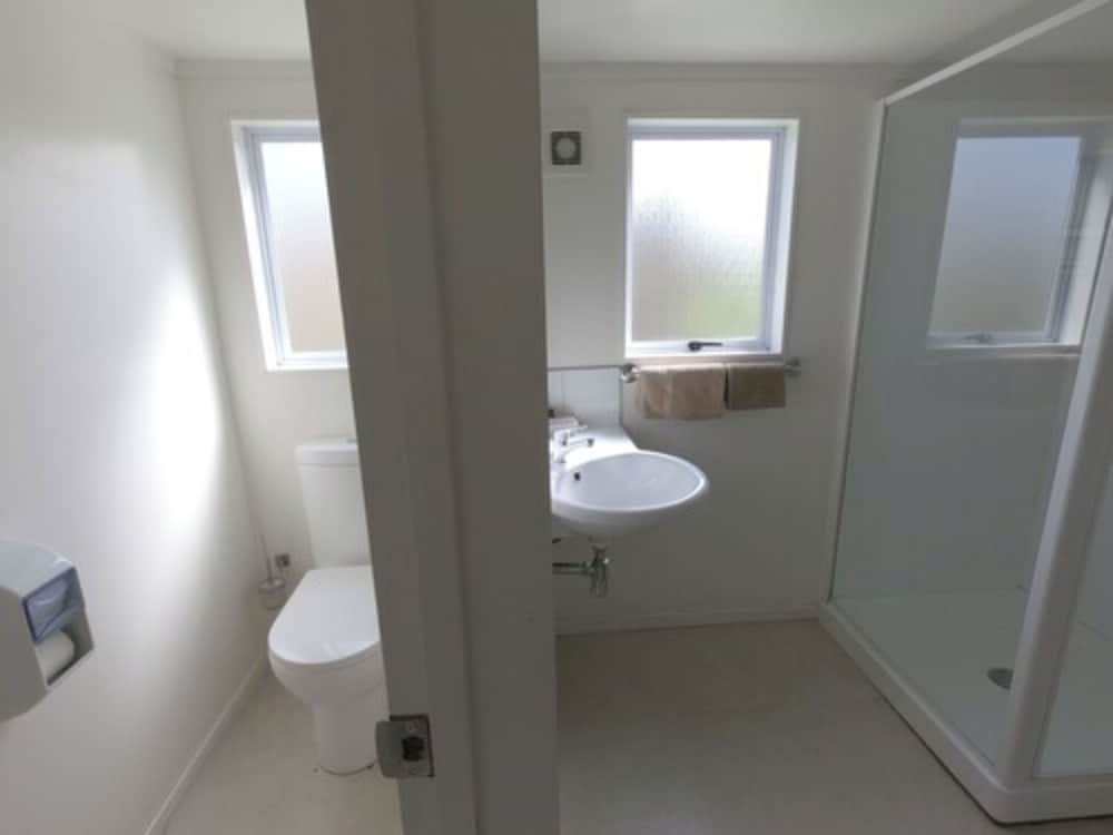 Small Studio - Photo 6