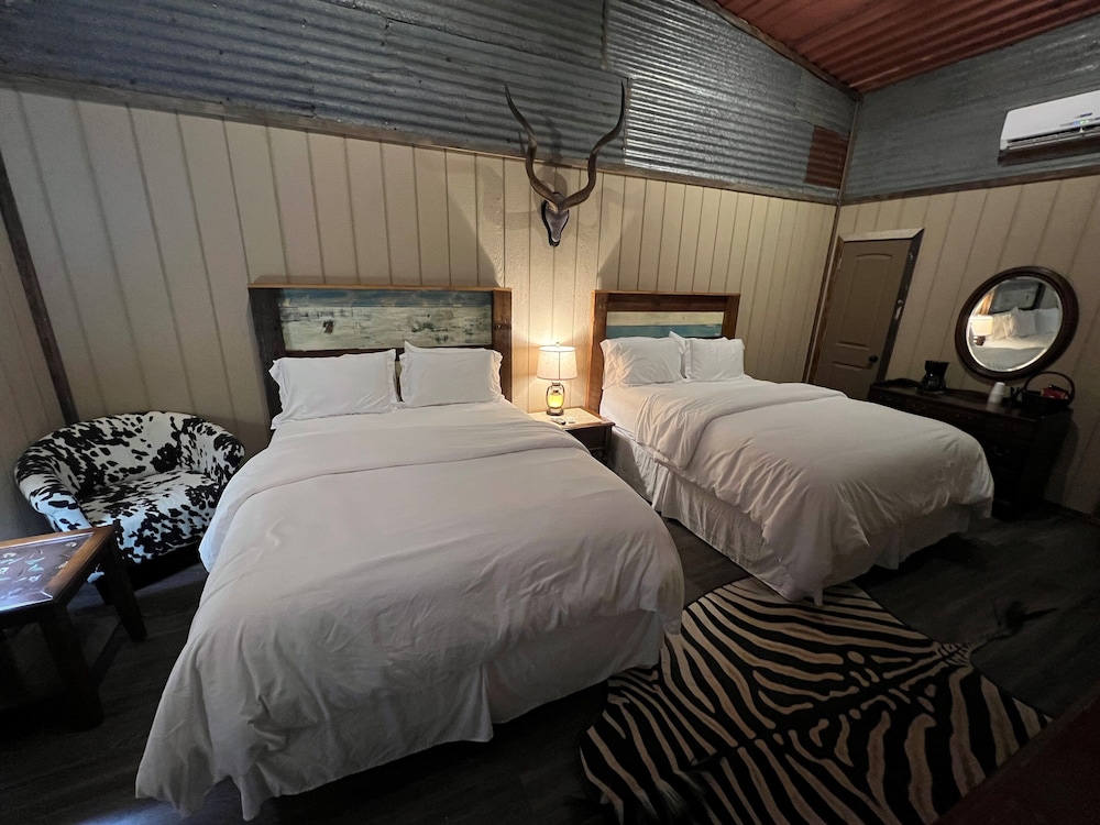 Deluxe Double Room photo 2