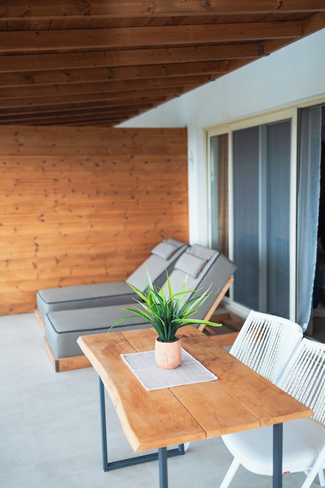 Premium Studio Suite photo 2