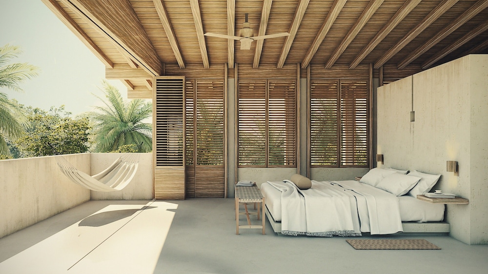 Master Suite Pool View