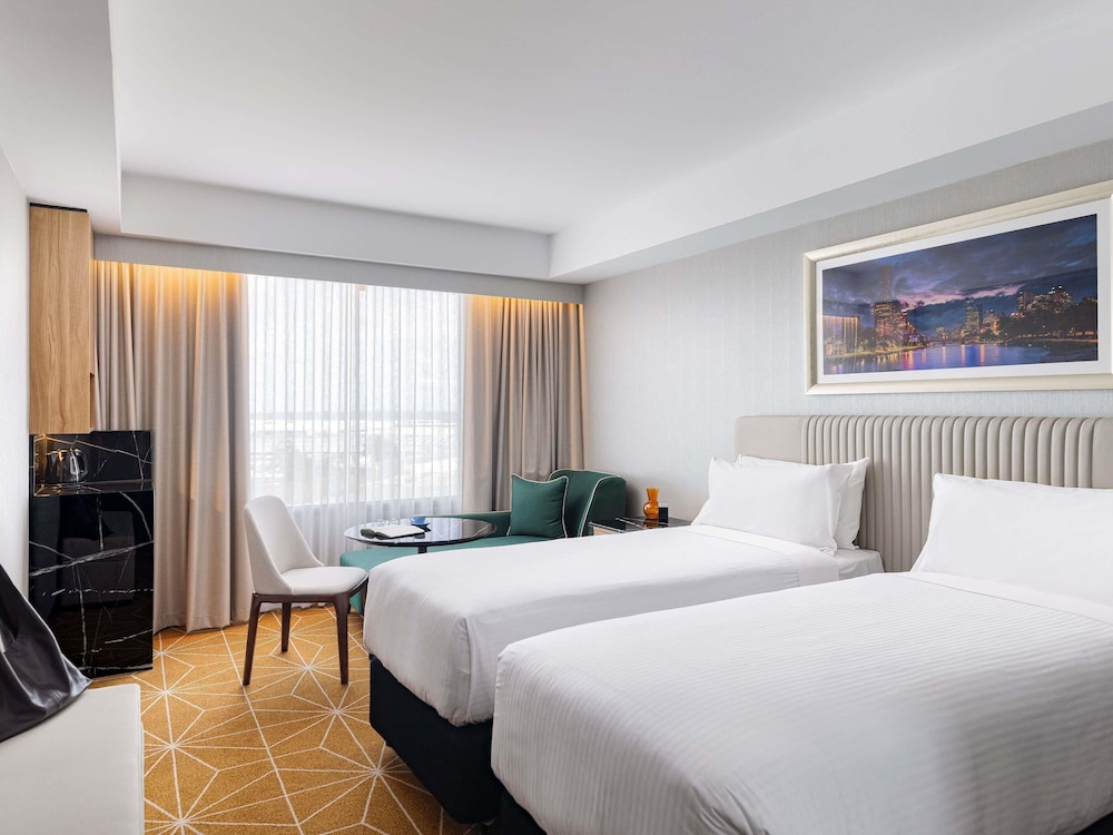 Premium Studio, 2 Twin Beds - Photo 4