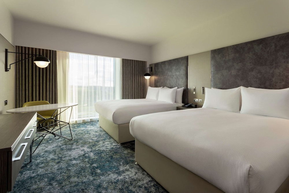 Executive Twin Room, 2 Queen Beds - Photo 3