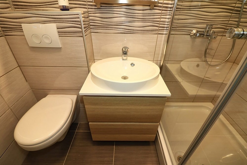 Apartment (Mili - near the sea and the centar of)