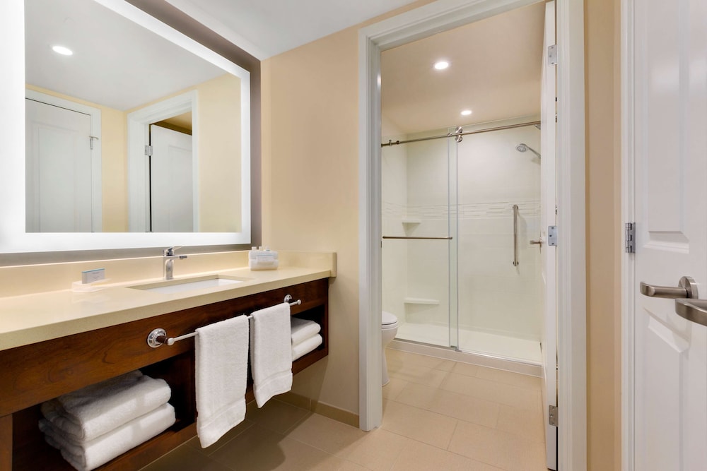 Studio, 2 Queen Beds, Accessible, Non Smoking (Hearing)