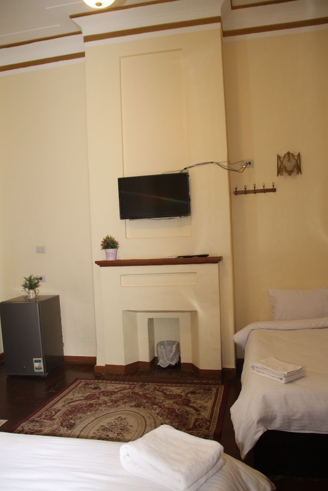 Quadruple Room, Private Bathroom - Photo 1