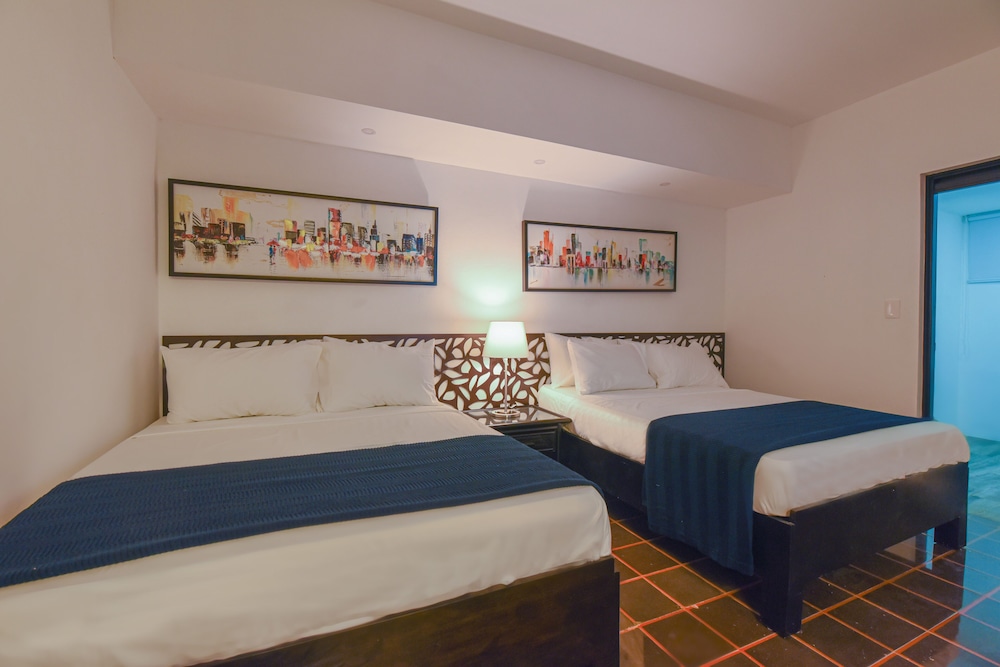 Superior Room, 2 Queen Beds photo 1