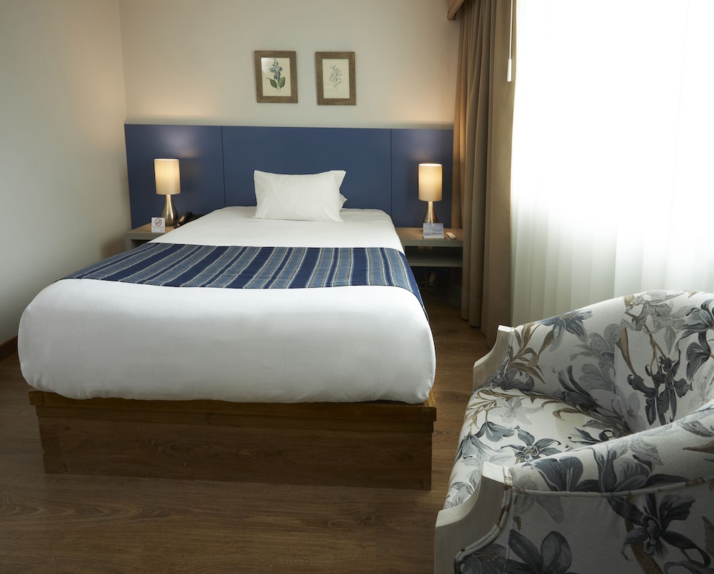 Standard Double Room - Photo 3