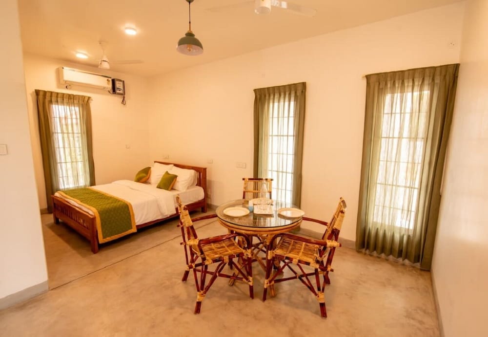 Luxury Villa, 4 Bedrooms, Garden View