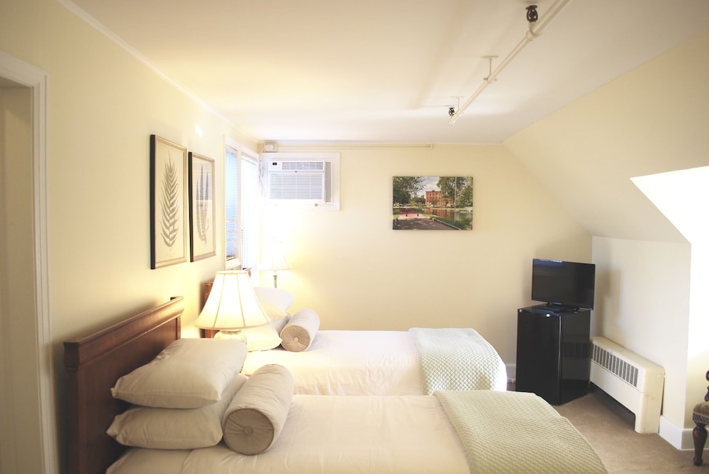 Deluxe Double Room, Ensuite (Room 12) - Photo 1