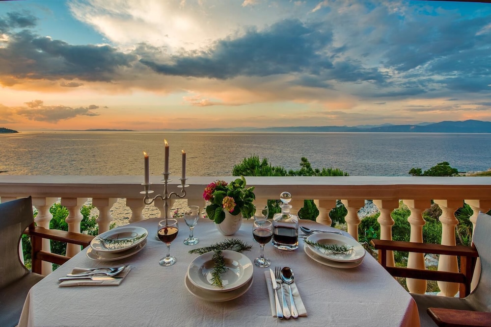 Luxury Villa, Sea View (Anatoli) photo 2
