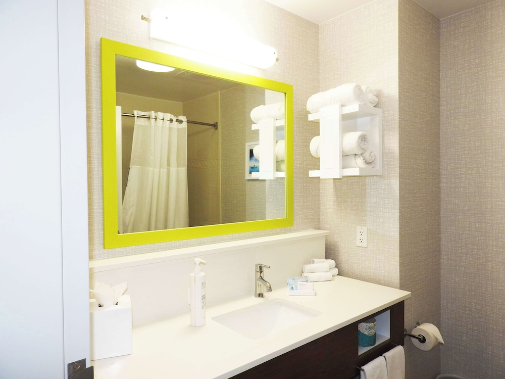 Suite, 2 Queen Beds, Accessible, Bathtub (Mobility & Hearing) - Photo 6