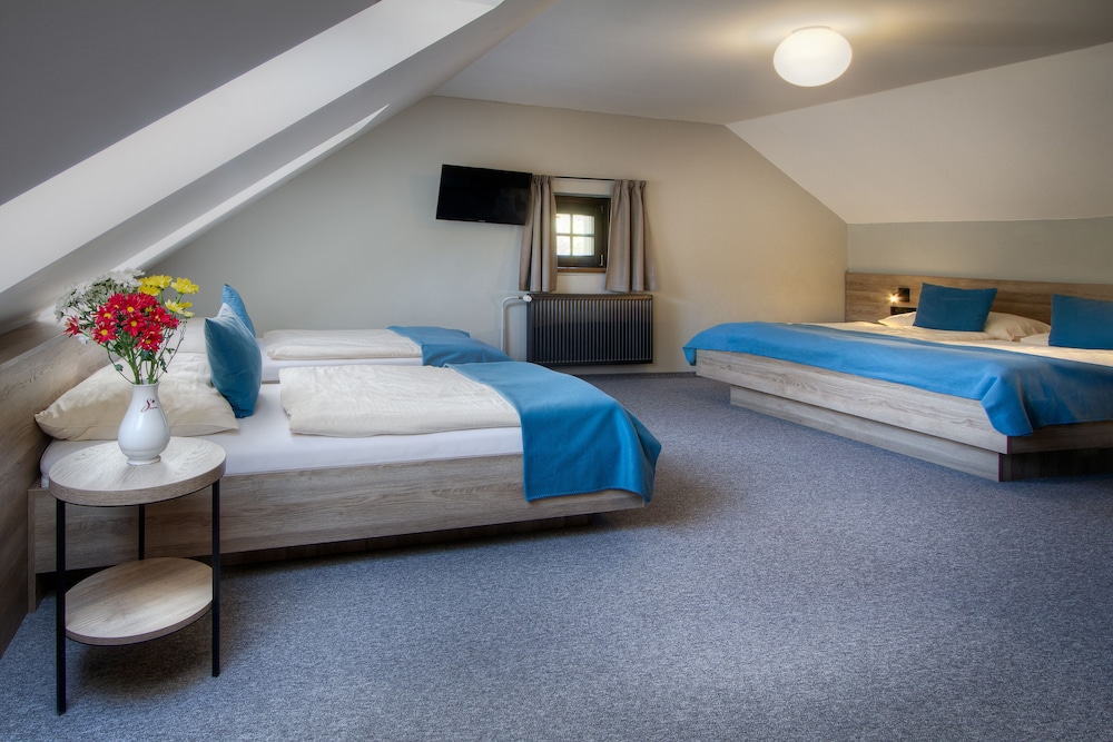 Quadruple Room photo 1