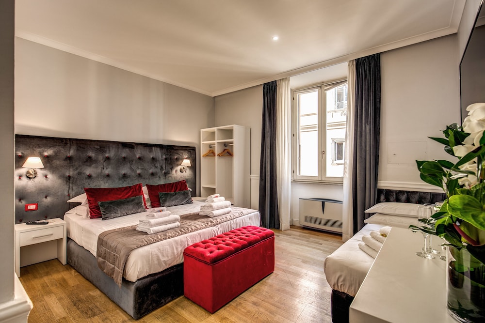 Deluxe Triple Room photo 1