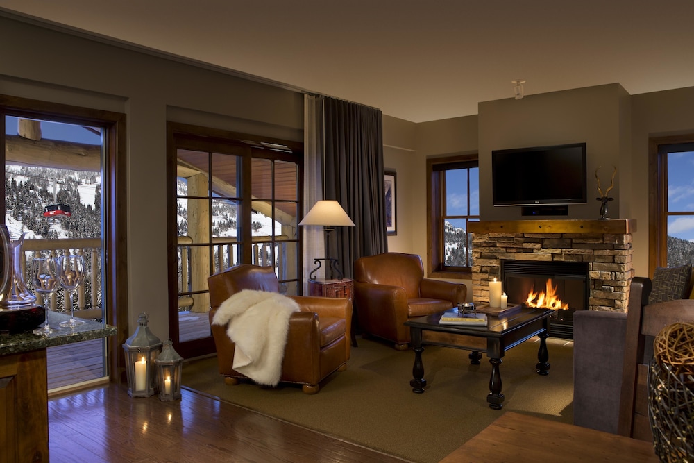 Suite, 3 Bedrooms