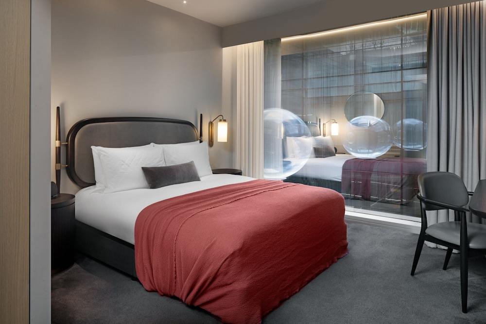 Standard Room, 1 Queen Bed photo 1