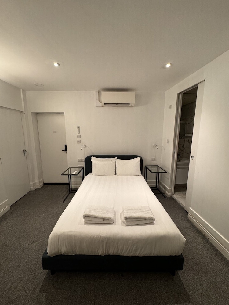 Double Room, Ensuite photo 2