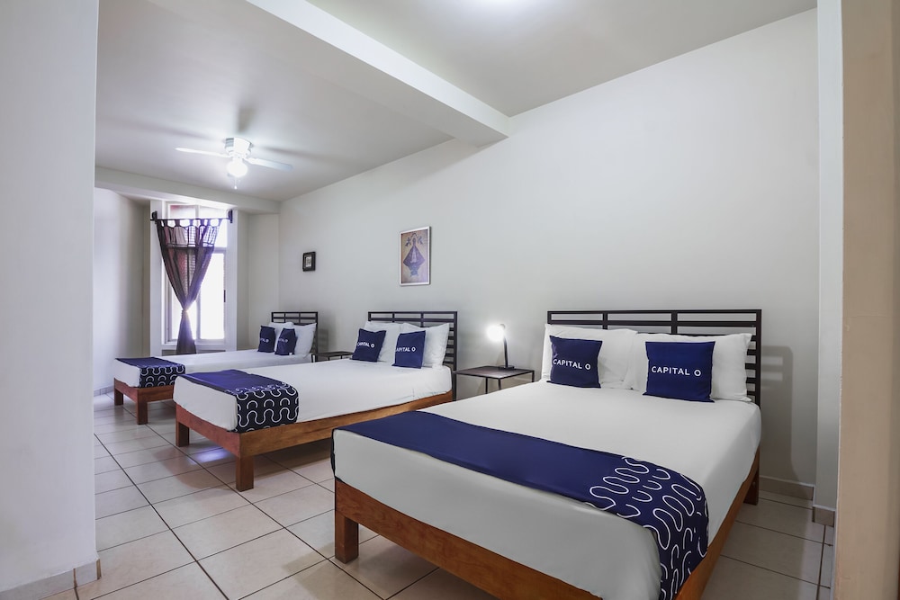 Standard Triple Room (3 double beds) photo 1