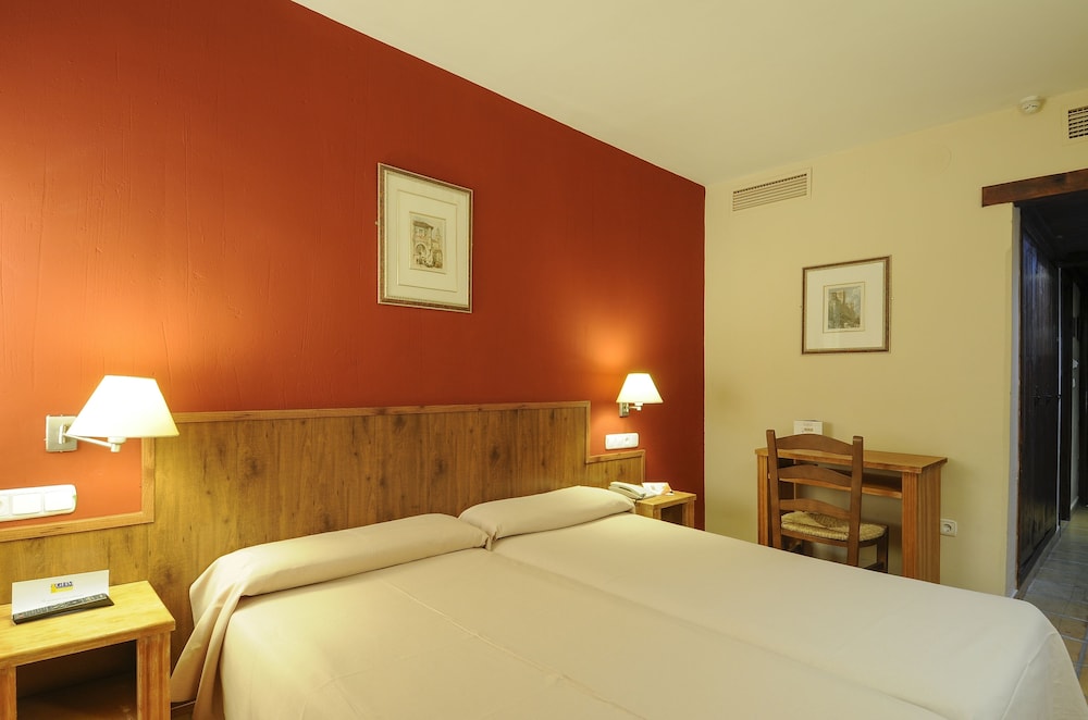 Habitación triple (para 2 adultos y 1 niño)