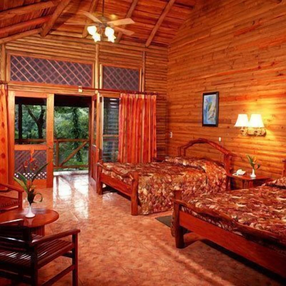 Deluxe bungalow photo 1