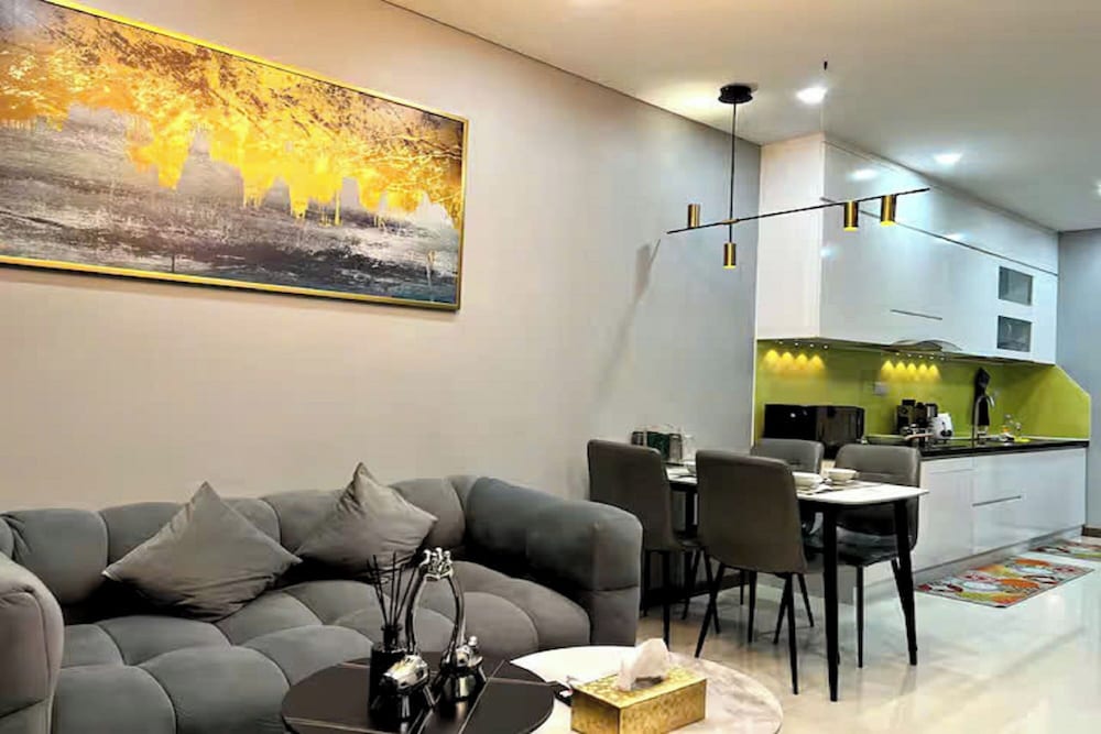 Grand Suite, 1 Bedroom, Club Lounge Access, City View photo 3